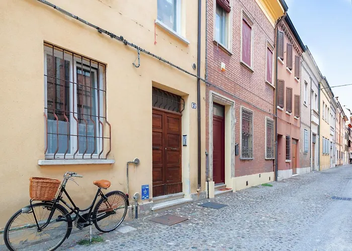 Guesthost - Be My Guest Apartament *